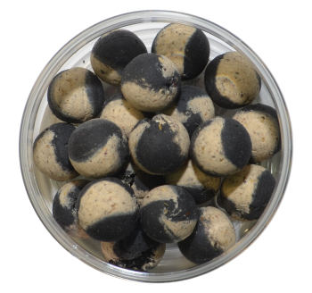 Boilies Traper DUO Wafters - Halibut / Cesnak